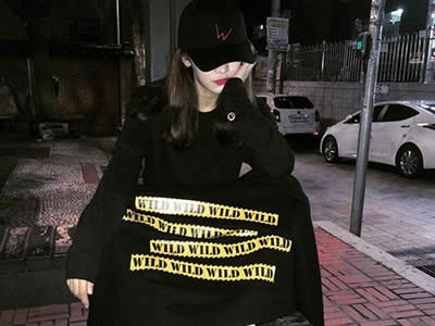 如何撩妹聊天开口,第一次跟女生微信上怎么聊天?