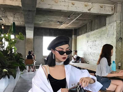 学撩妹聊天书籍,聊天怎么对付男人撩妹?